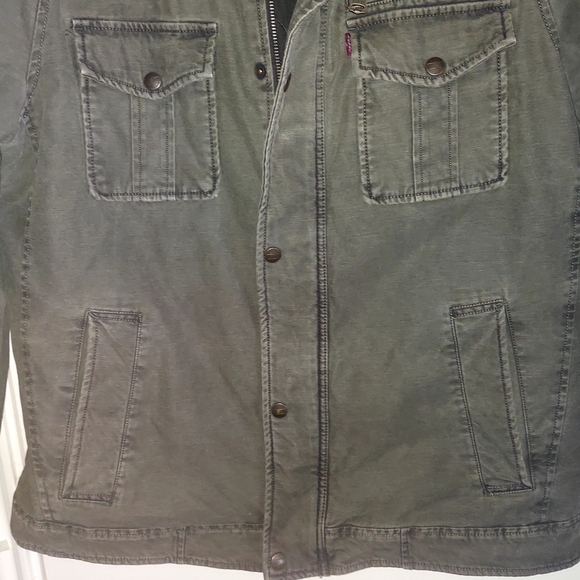 Levi's Military Style Olive Jacket Chesy24 Length 28 - Picture 3 of 10